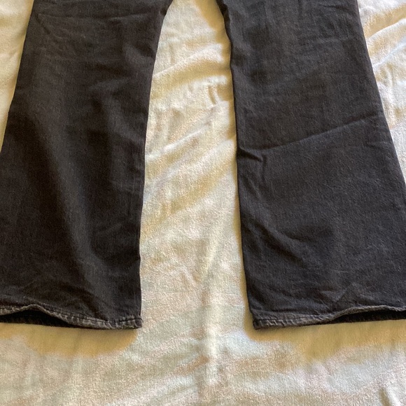 American Eagle High Rise size 8 Ripped Jeans - Picture 6 of 7